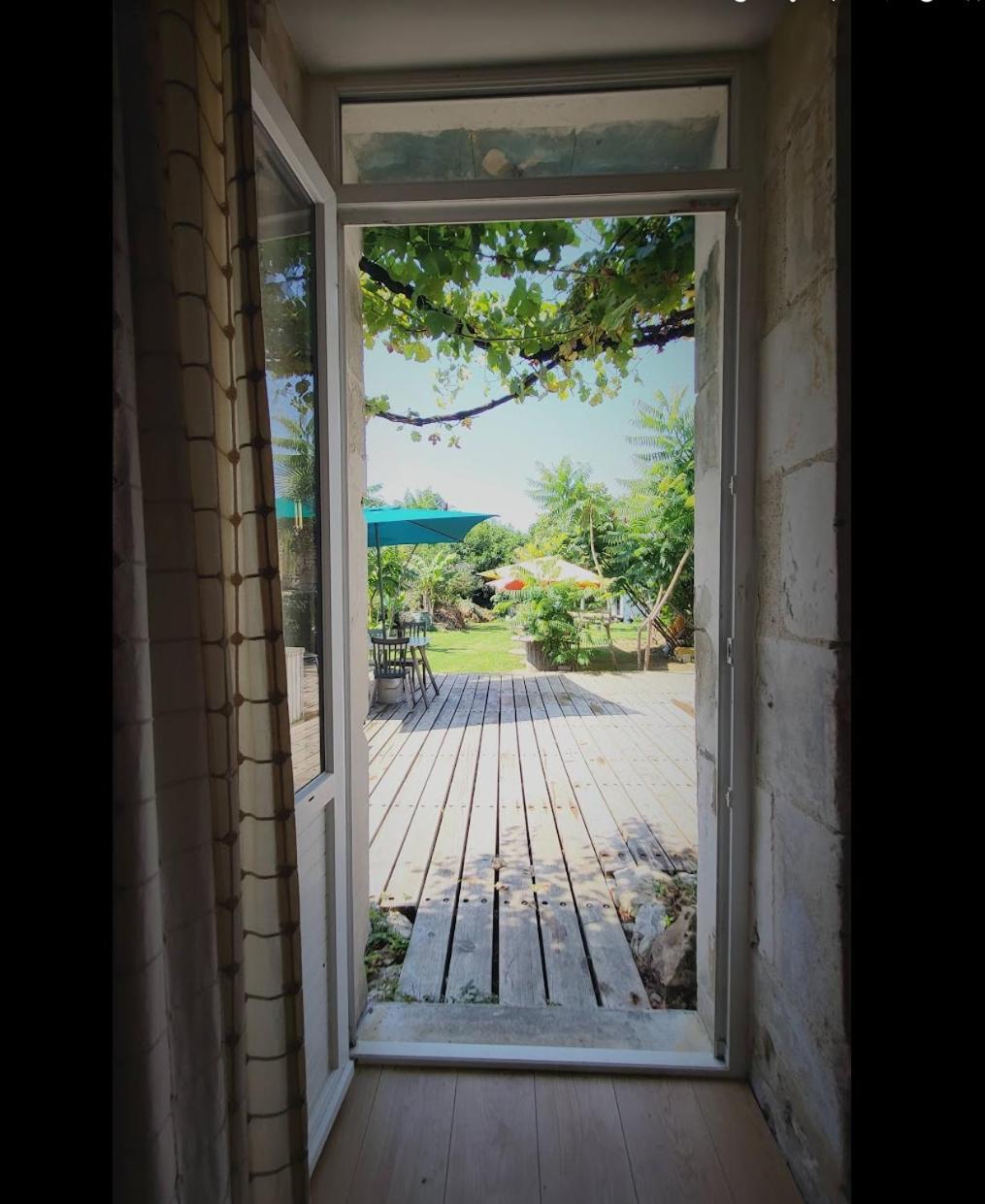 Les Chambres Du Nid Charentais La Poterie  Luaran gambar